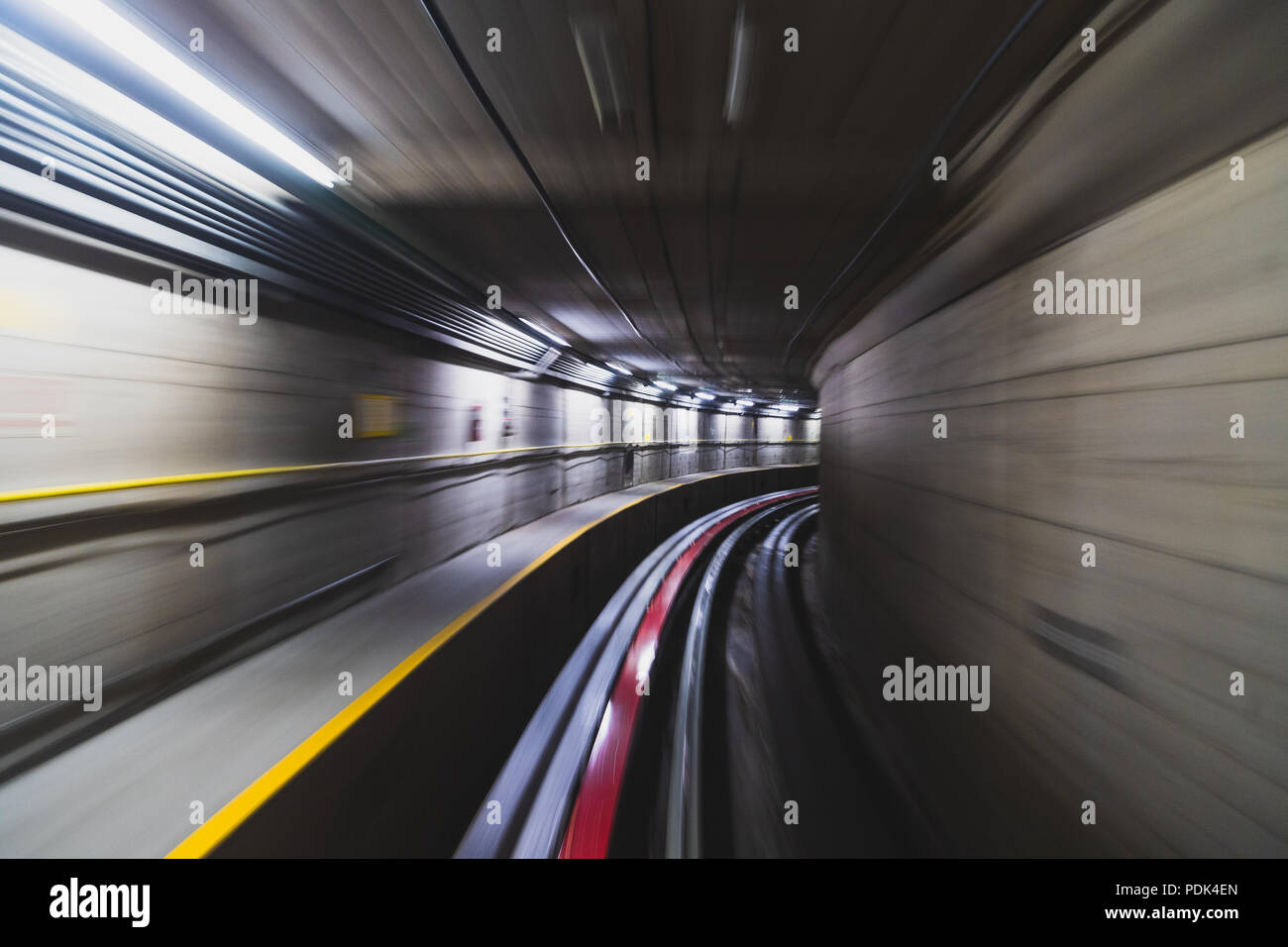 Treni della metropolitana sistema all aeroporto internazionale di Seattle-Tacoma Foto Stock