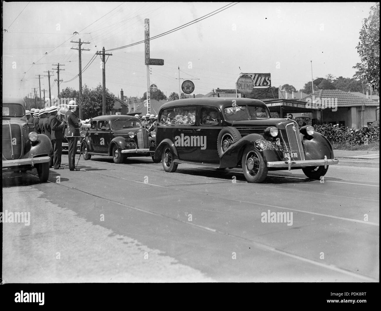 49 il corteo funebre (Sir Thomas Henley's ) in Victoria Road Drummoyne (4009417529) Foto Stock