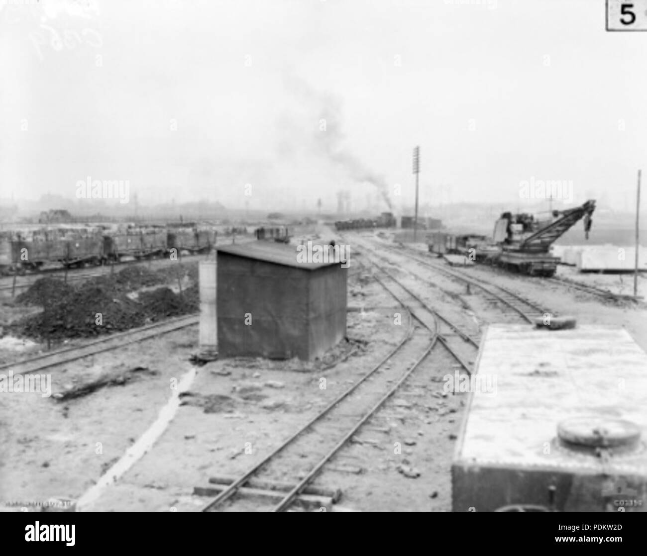 29 C01359-militare del trasporto ferroviario Ypres 1917 Foto Stock