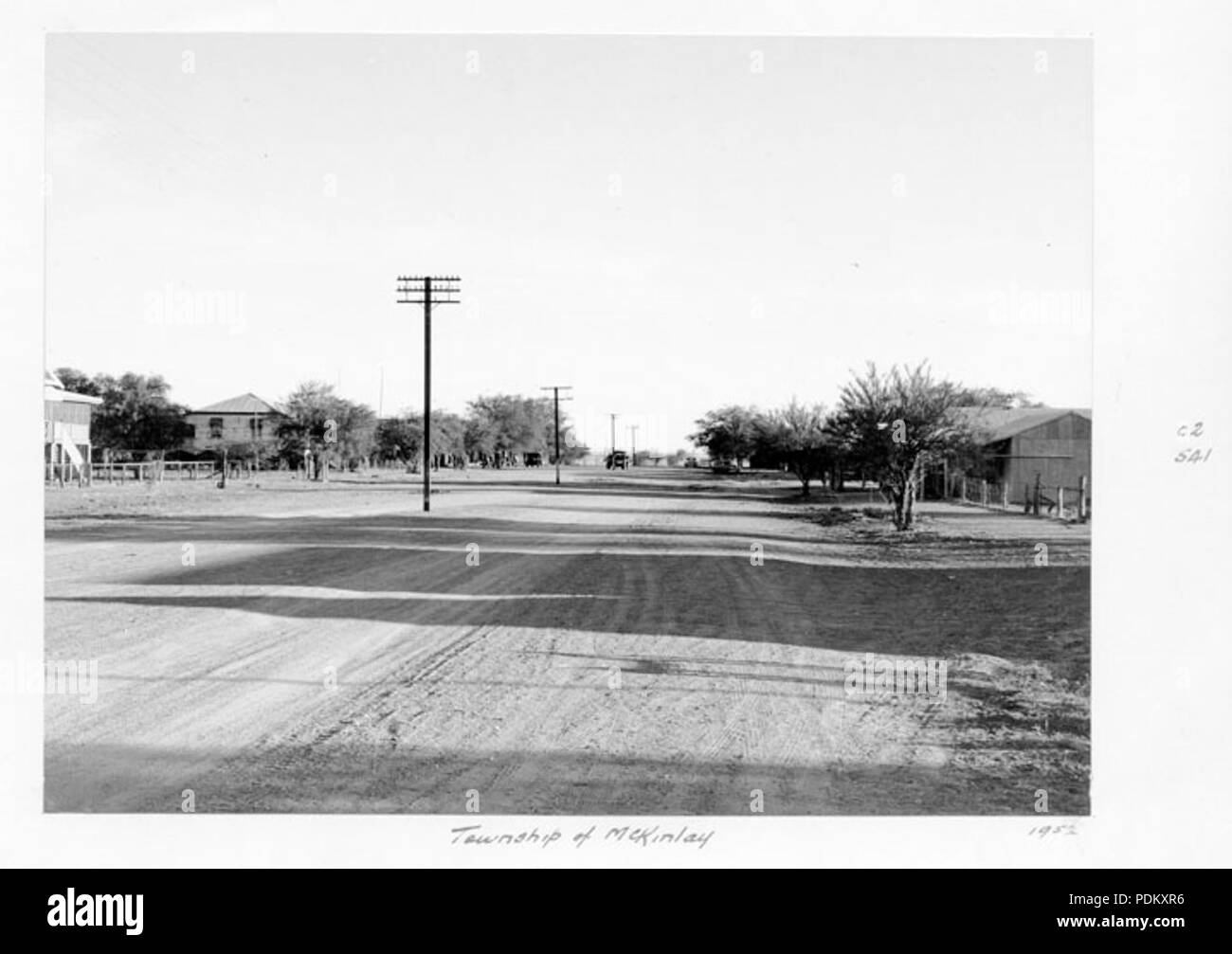 115 Queensland Archivi di Stato 4416 Township di McKinlay 1952 Foto Stock