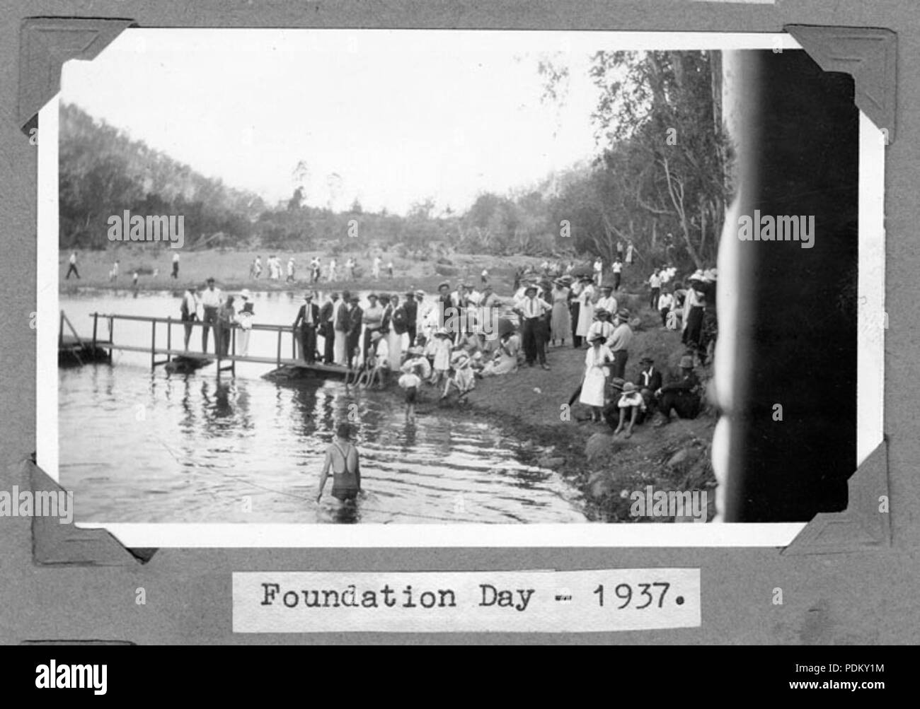 116 Queensland Archivi di Stato 4583] Il giorno di fondazione Stanley River Township 1937 Foto Stock