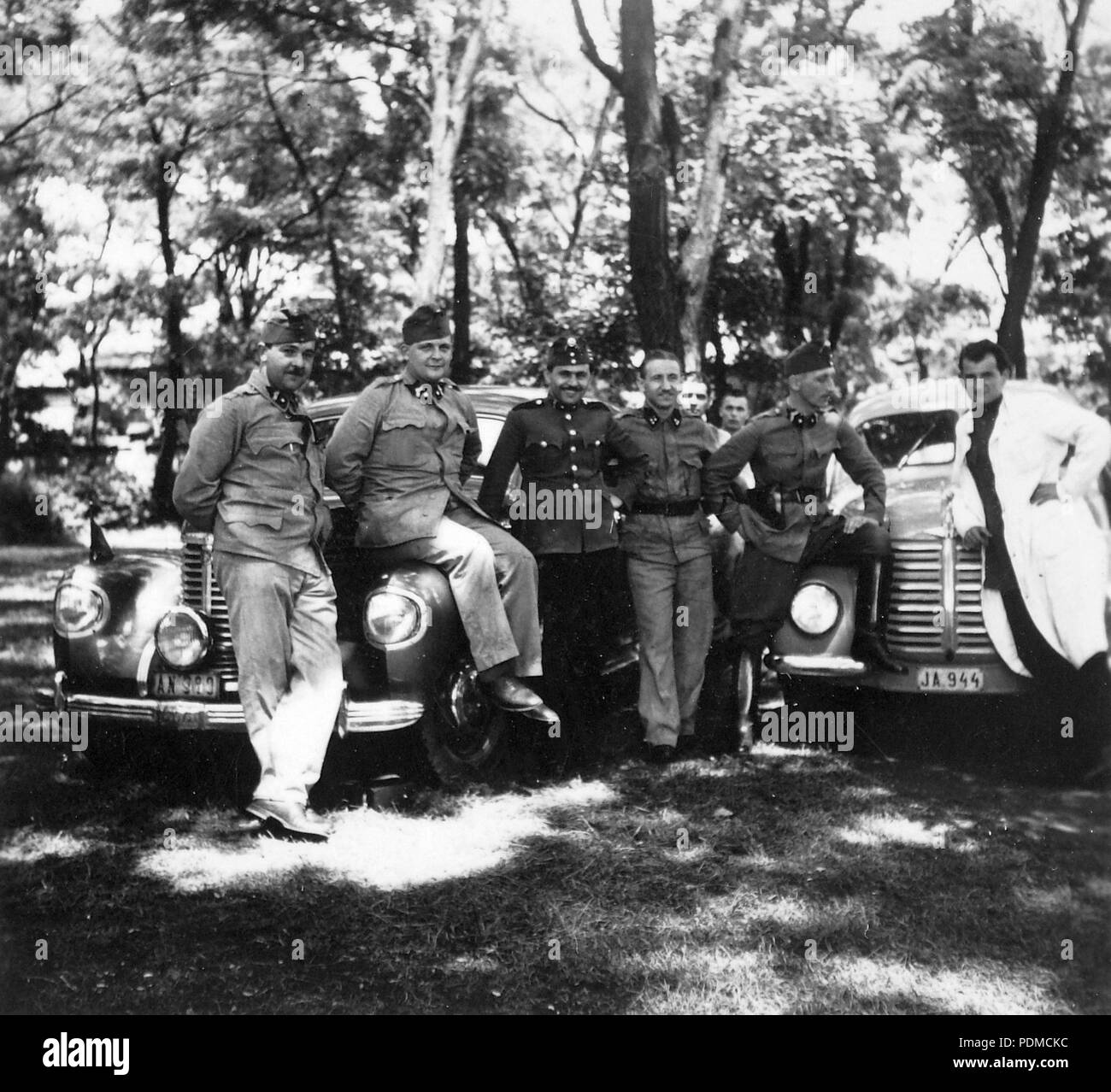 149 Hanomag típusú személygépkocsi un honvédség állományában, rendszámmal civile. Fortepan 12176 Foto Stock