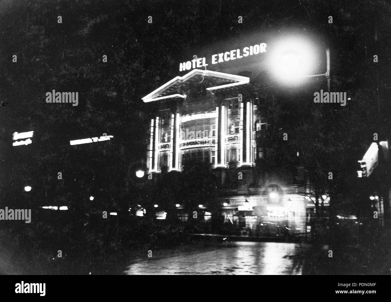 5 Hotel Excelsior. Fortepan 12127 Foto Stock