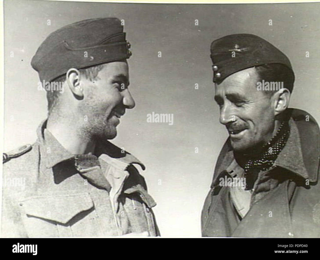 1 11 Squadron RAF gli alti ufficiali Western Desert Nov 1941 AWM 010742 Foto Stock