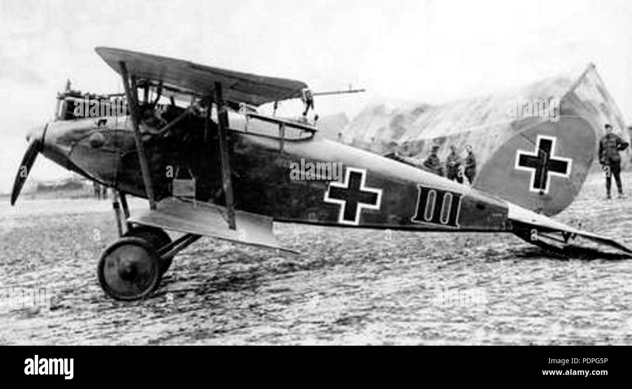 30 catturato Halberstadt CL.II vista laterale 1918 Foto Stock