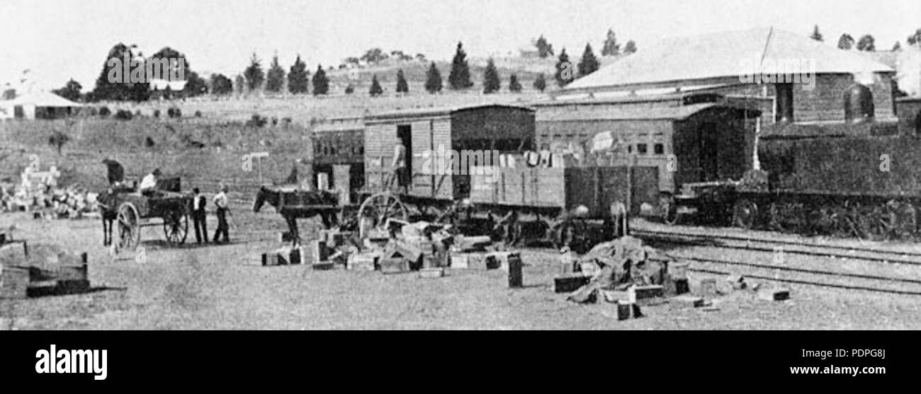 31 Carlingford NSW-caricamento di frutta alla stazione ferroviaria c.1923 Foto Stock