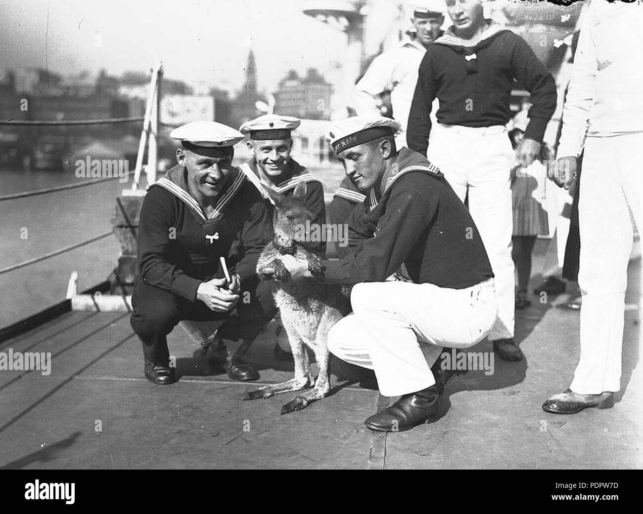 13 ANMM (Marina Militare Tedesca visiti Sydney) PIC. 00024915 (8465545673) - versione ritagliata Foto Stock
