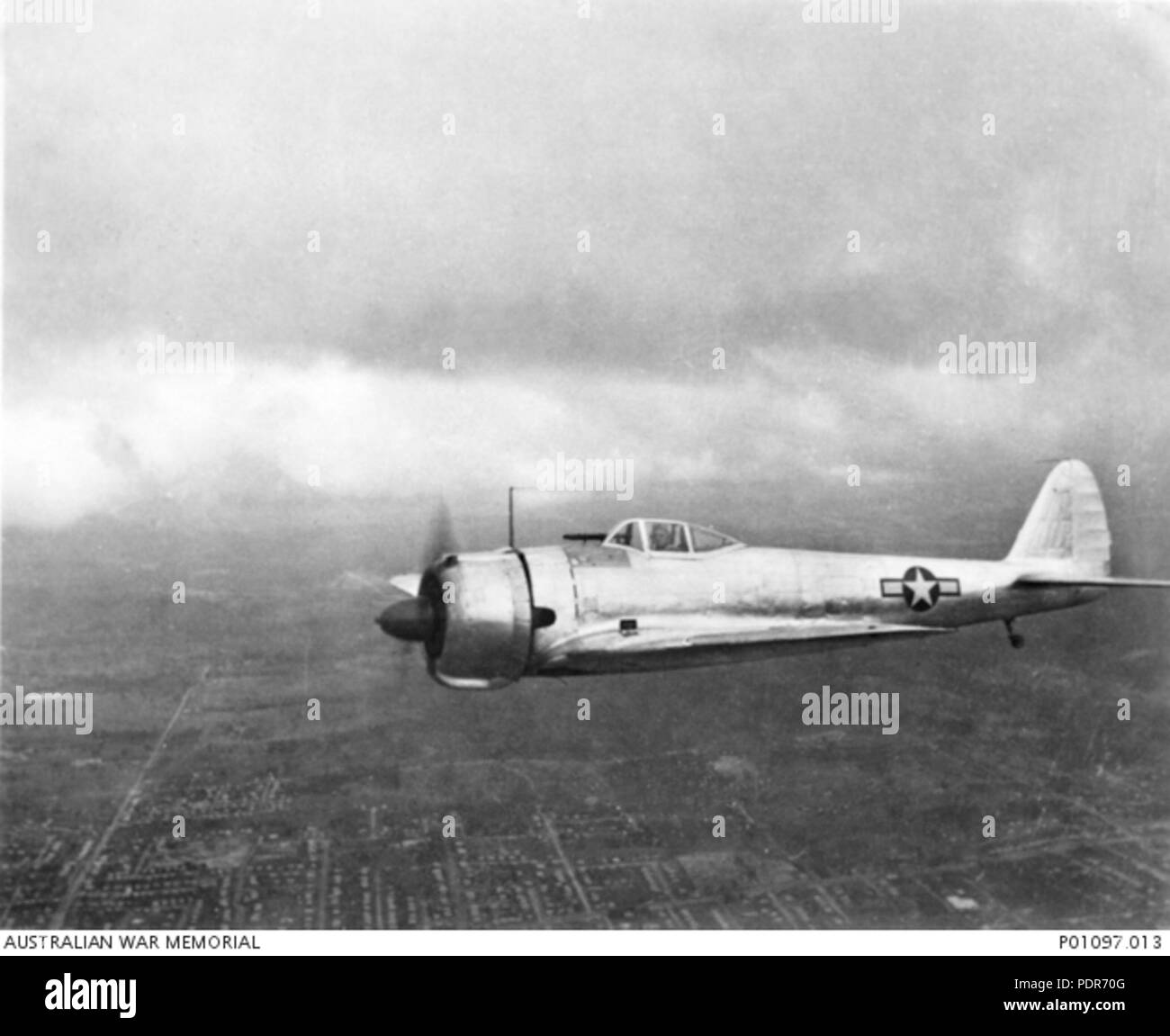 75 Ki-43-ho catturato in volo su Brisbane 1943 Foto Stock
