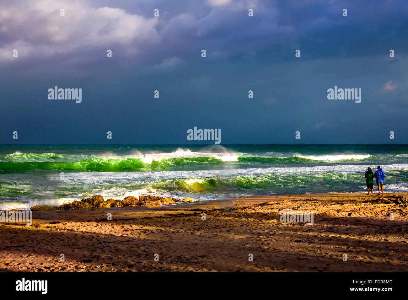 Uragano al largo della costa orientale del Deerfield Beach, Florida Foto Stock