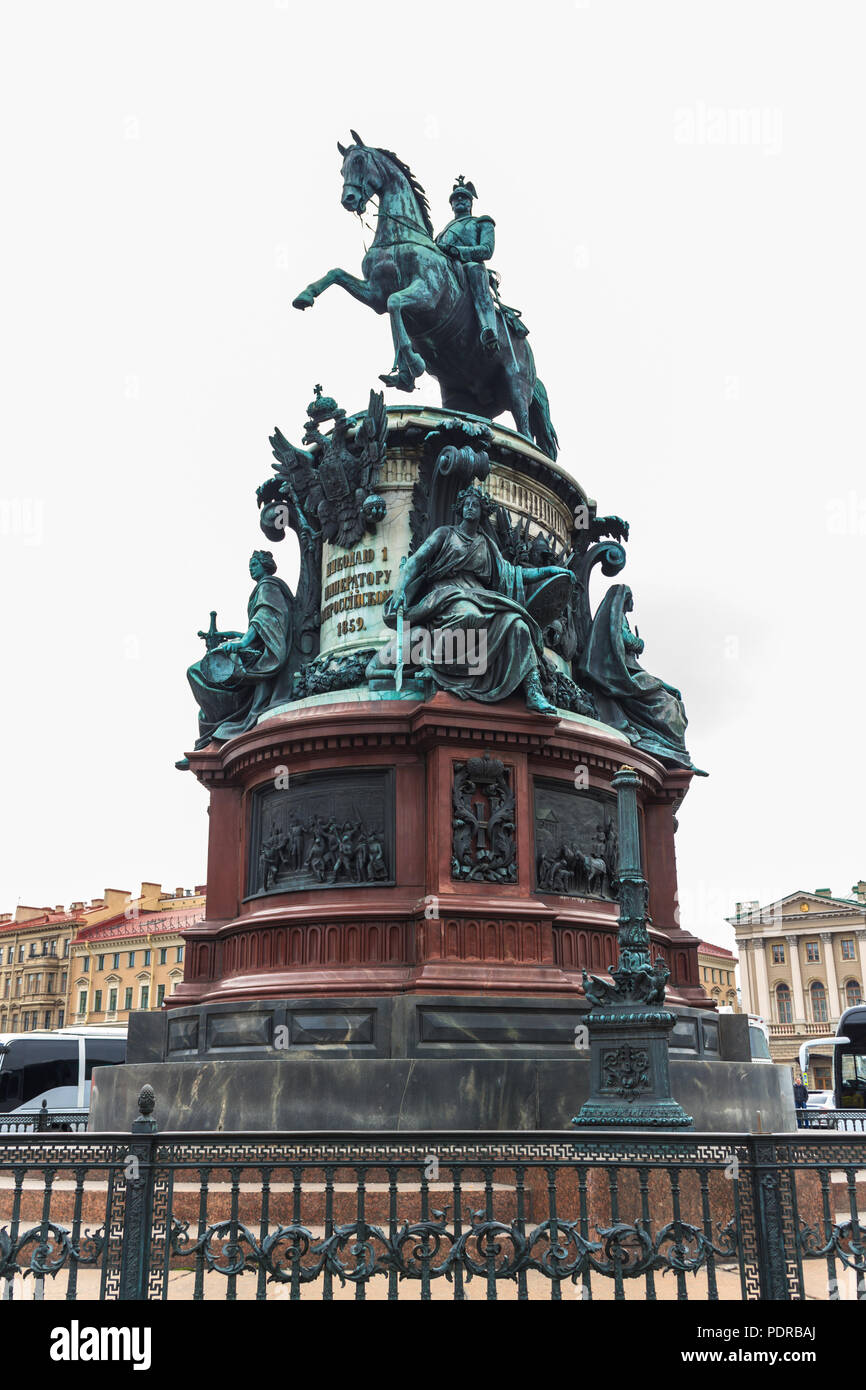 Monumento a Nicola I sulla piazza di Sant'Isacco a San Pietroburgo, Russia. Foto Stock