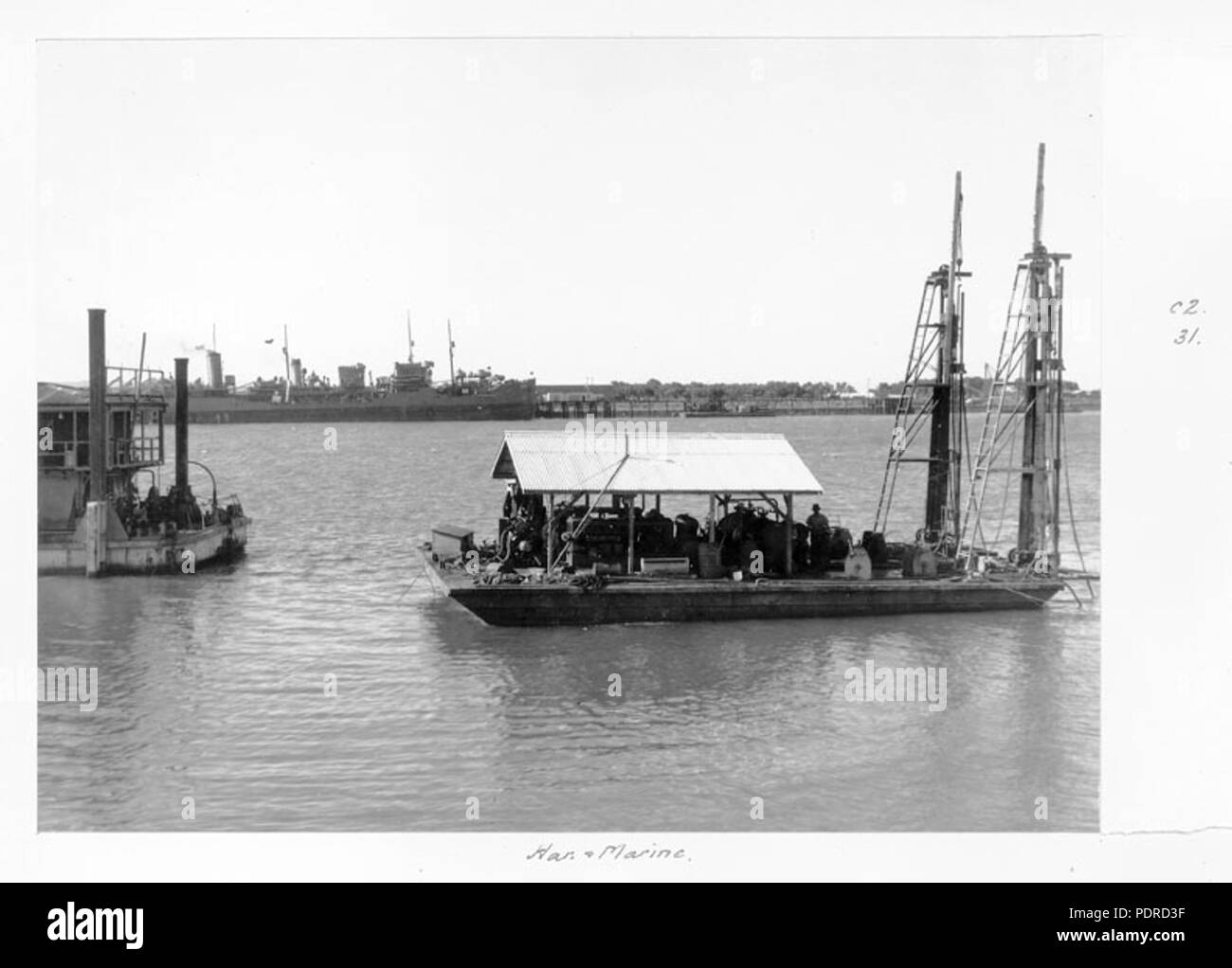 113 Queensland Archivi di Stato 4078 Draghe Fiume Brisbane c 1949 Foto Stock