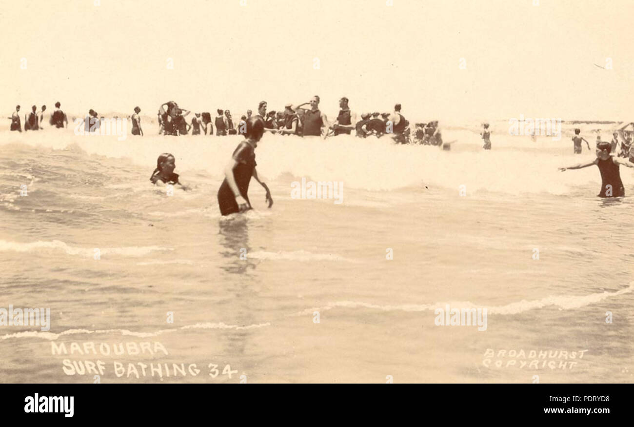 175 796614 SLNSW Maroubra Surf la balneazione Foto Stock