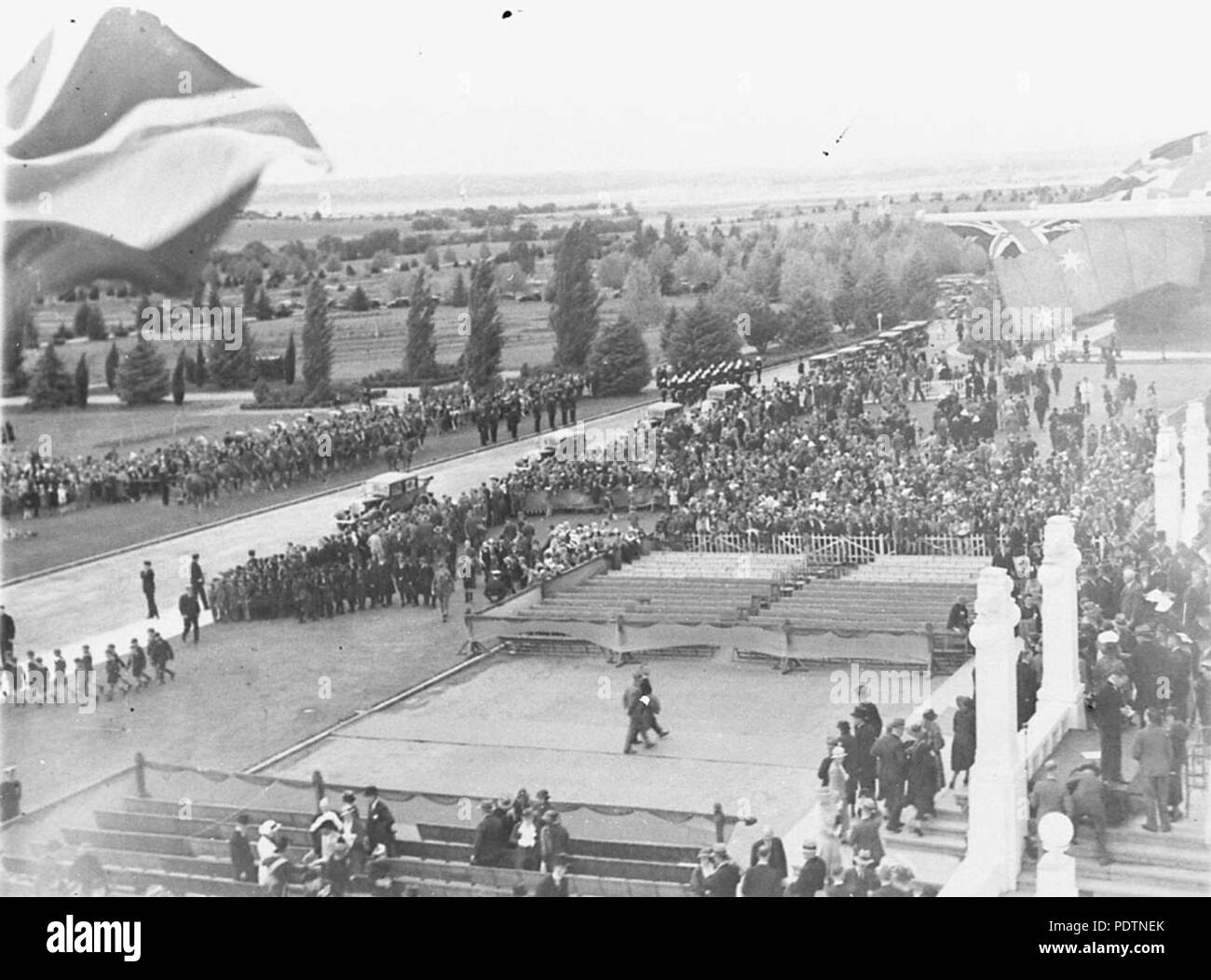 194 9846 SLNSW il contenitore ufficiale di fronte la casa del Parlamento Foto Stock