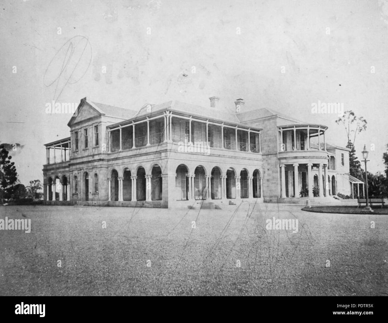 201 StateLibQld 1 104008 Government House, George Street, ca. 1876 Foto Stock