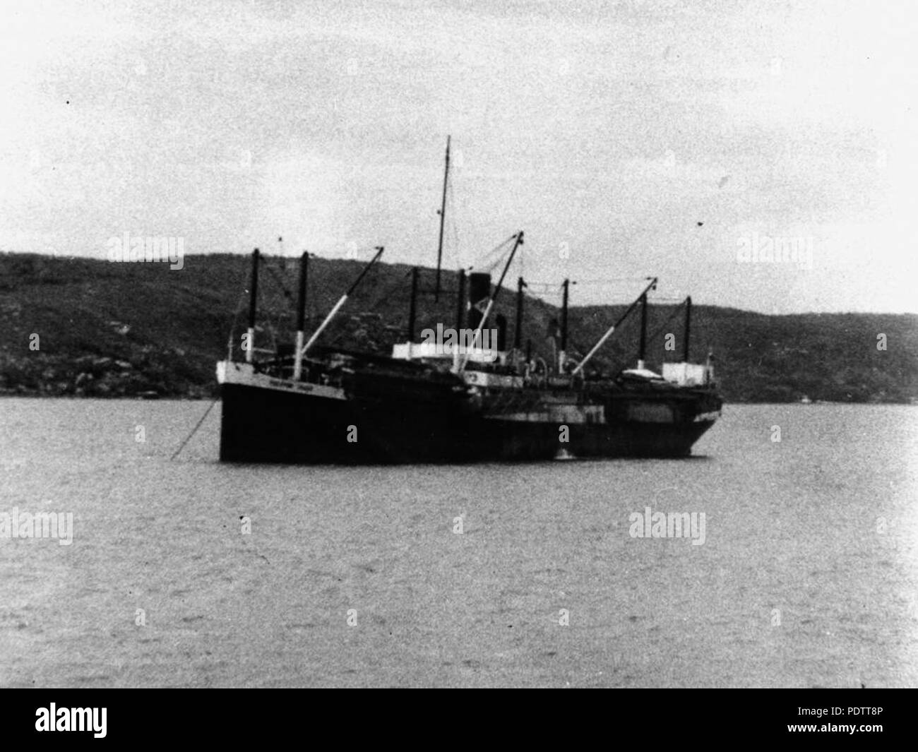 205 StateLibQld 1 110524 Wewak (nave) Foto Stock