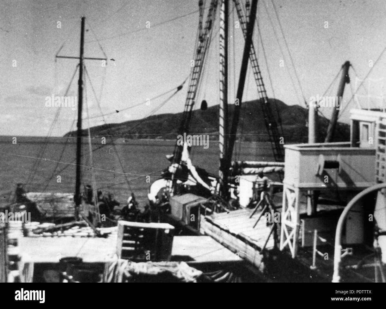 206 StateLibQld 1 112688 Wewak (nave) Foto Stock