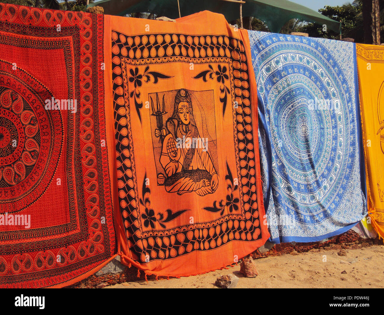 Graphic asciugamani sulla spiaggia di Goa Foto Stock