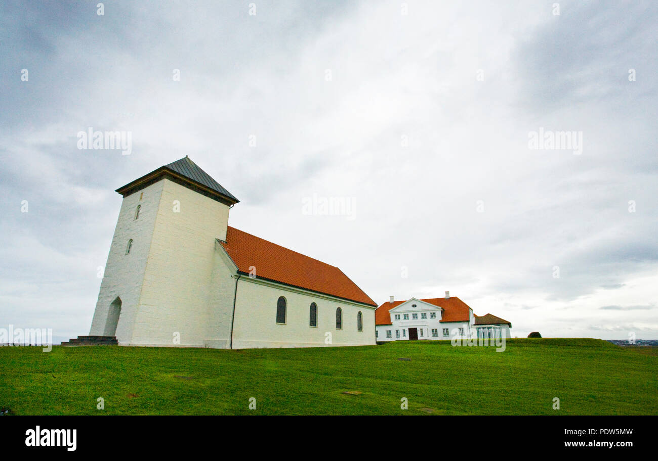 Bessastaðir è la residenza ufficiale del Presidente dell Islanda e si trova in Álftanes, non lontano dalla capitale, Reykjavík, Islanda. Th Foto Stock