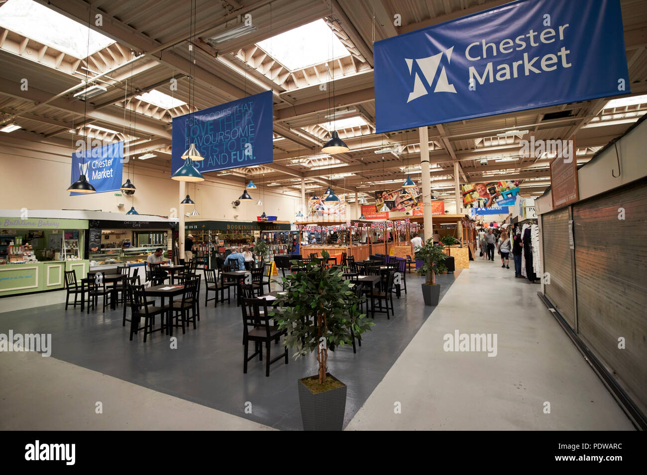 Interior cafe area del mercato di chester chester cheshire england regno unito Foto Stock
