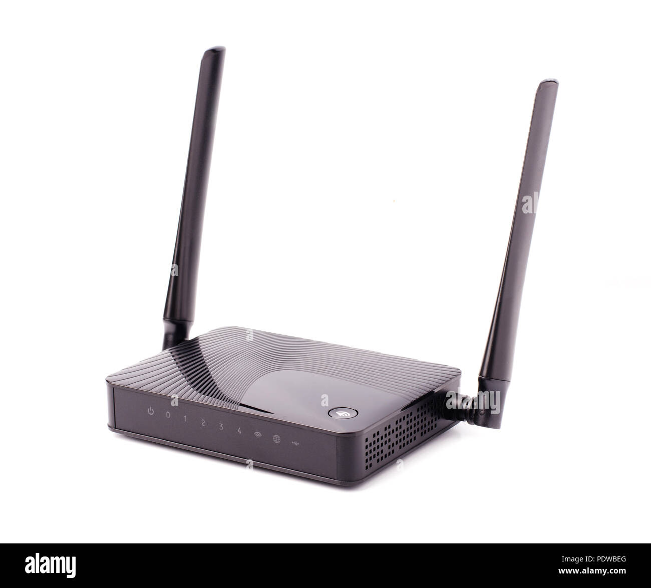 senza fili modem router con giallo cavo e lan porta per connessione su un'  nero sfondo. 20029787 Stock Photo su Vecteezy