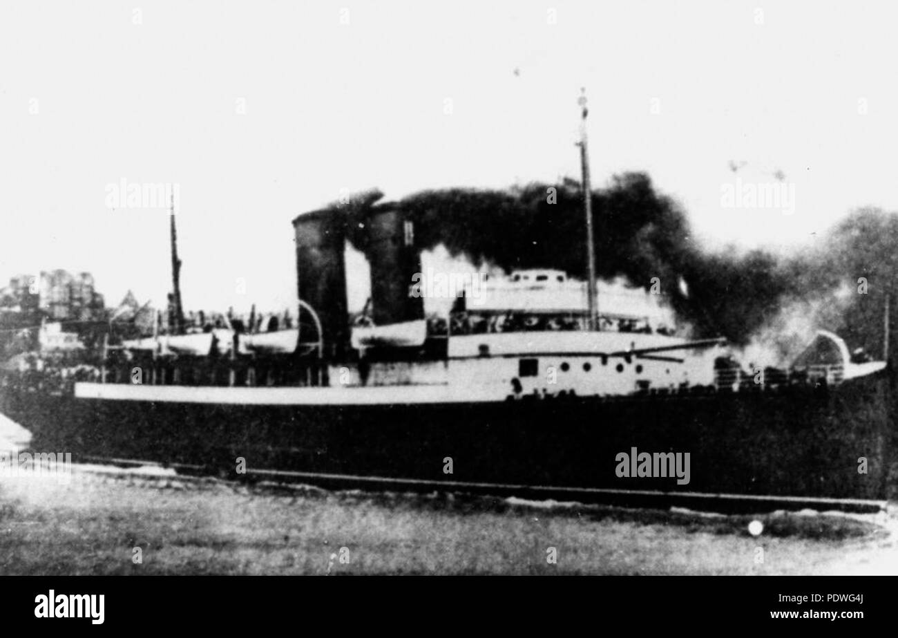 229 StateLibQld 1 147943 Engadina (nave) Foto Stock