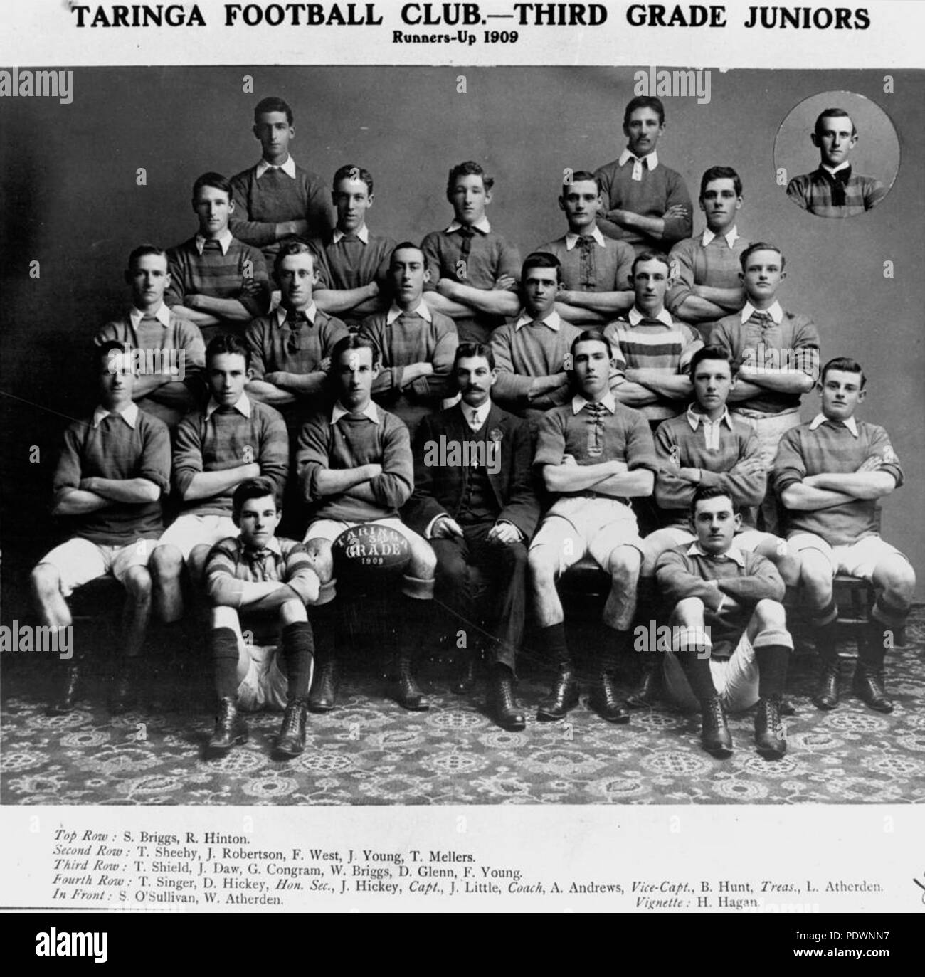 272 StateLibQld 1 75799 Taringa Football Club - Terzo grado juniores, Runners-Up, 1909 Foto Stock
