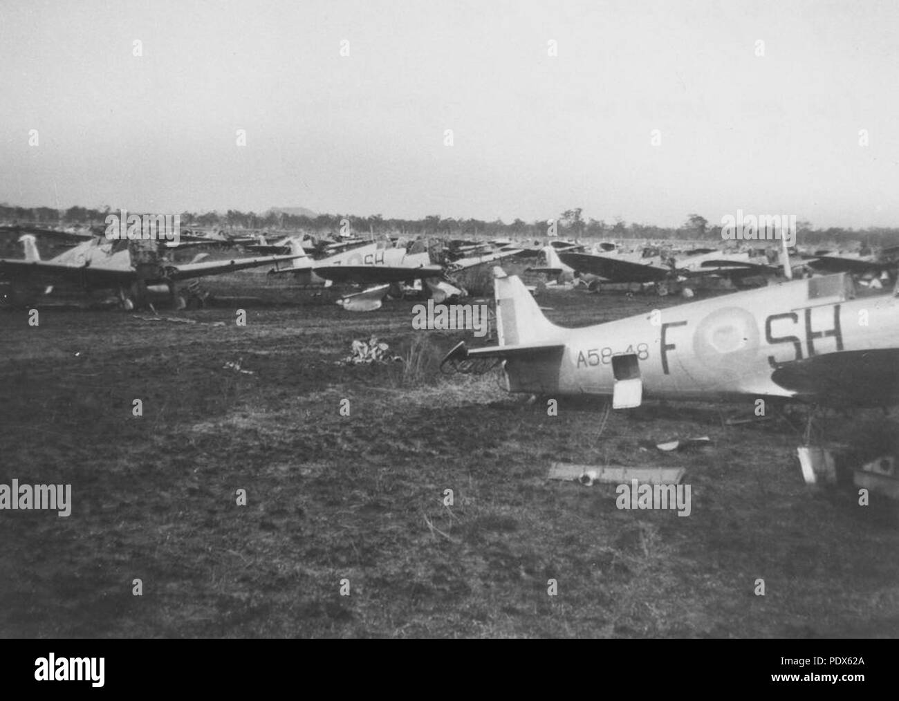 260 StateLibQld 1 273327 aerei militari a Oakey Air Force Base, 1949 Foto Stock