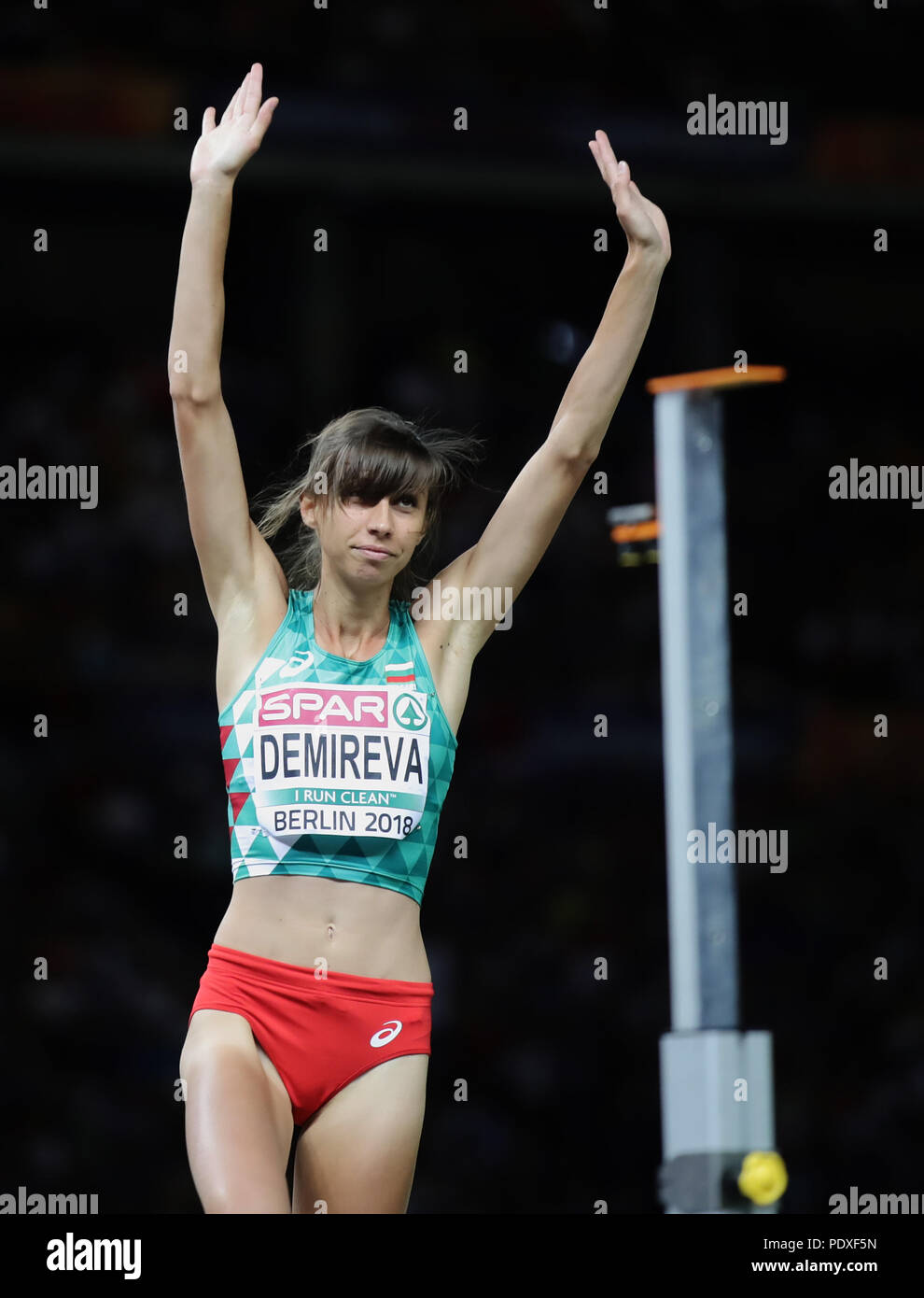 Berlino, Germania. 10 Ago, 2018. Atletica, Campionati Europei in lo Stadio Olimpico, il salto in alto, donne finale: Mirela Demireva dalla Bulgaria reagisce. Credito: Michael Kappeler/dpa/Alamy Live News Foto Stock