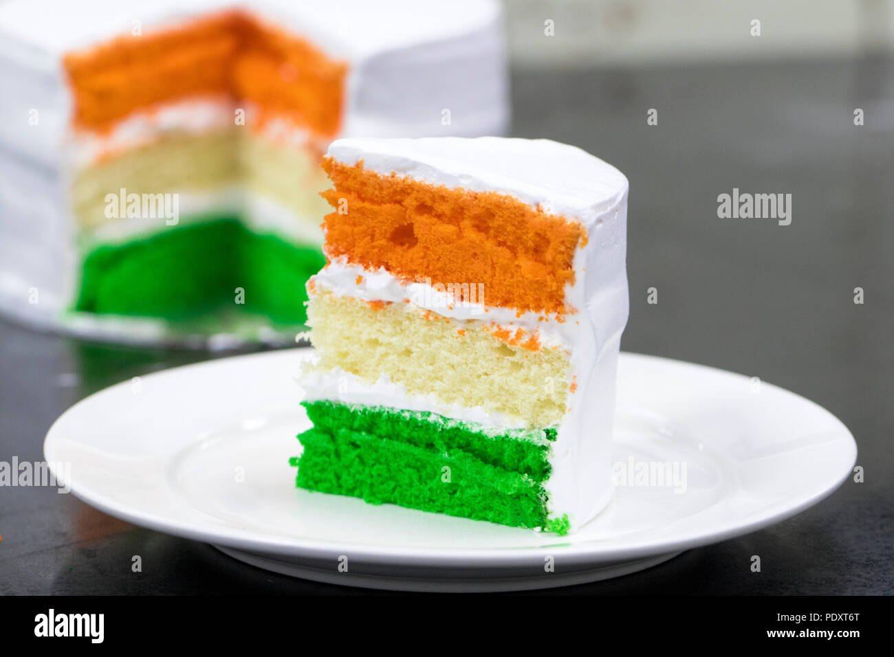 Tri Color layered pan di spagna Indian Independence Day Special - 15 agosto Foto Stock