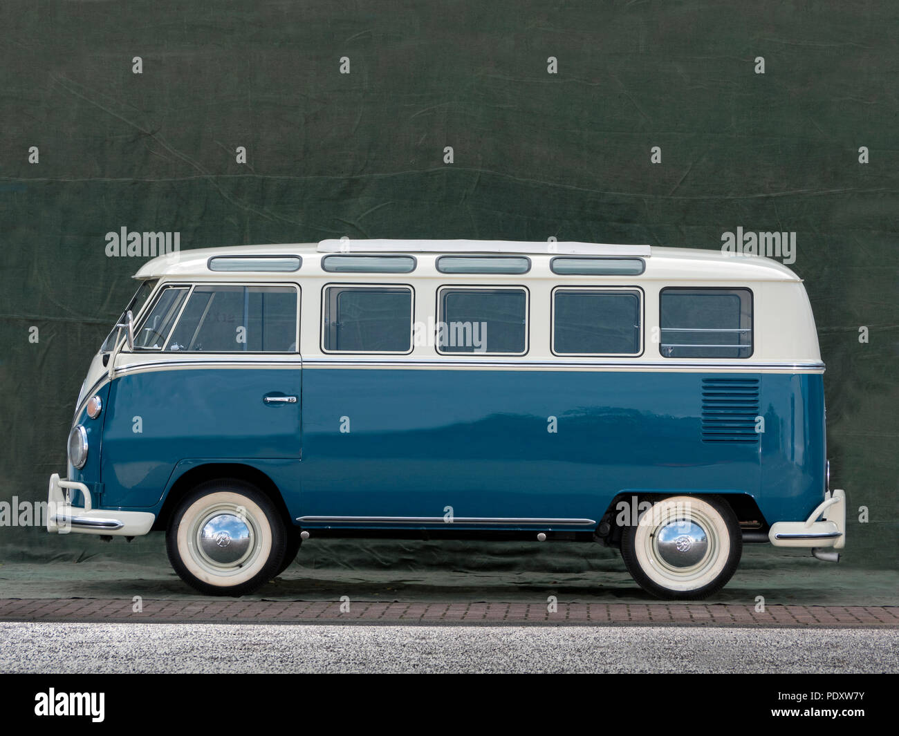 1965 VW T1 21 finestra bus micro Samba Foto Stock