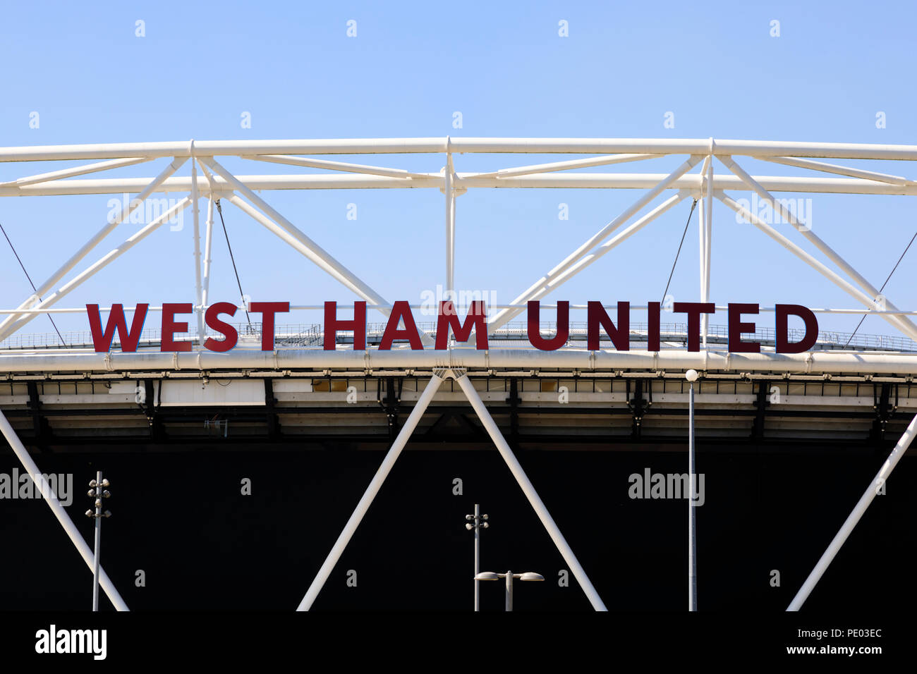 Il London Stadium, casa West Ham United football club, Queen Elizabeth Olympic Park, Stratford, Londra, Inghilterra Foto Stock