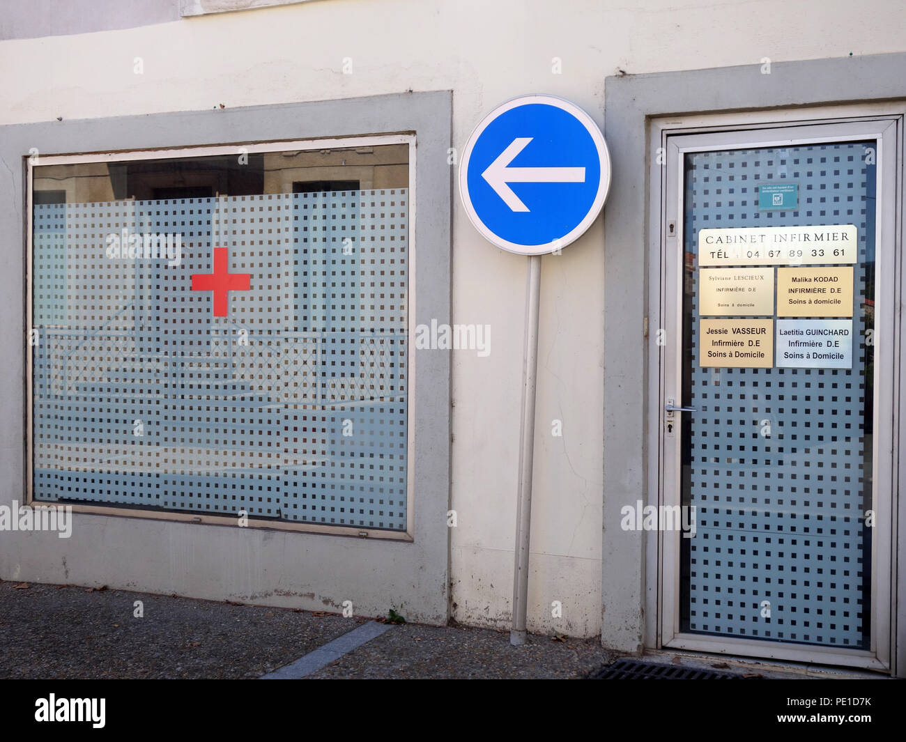 Parte anteriore esterno della Chirurgia Medici e ufficio medico in Cessenon-sur-Orb, Francia Foto Stock