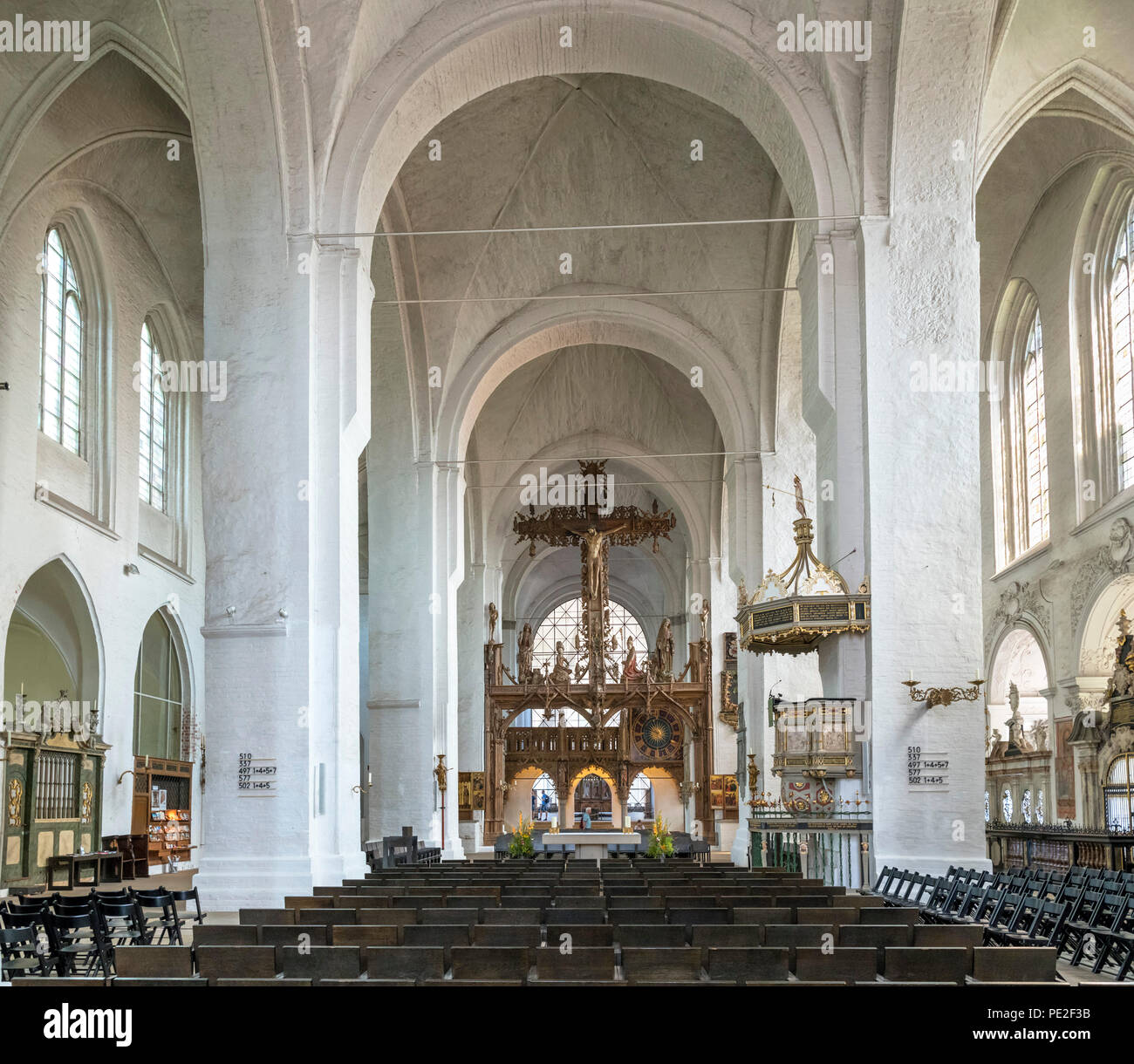 Interno della cattedrale di Lubecca (Lübecker Dom), Lubecca, Schleswig-Holstein, Germania Foto Stock