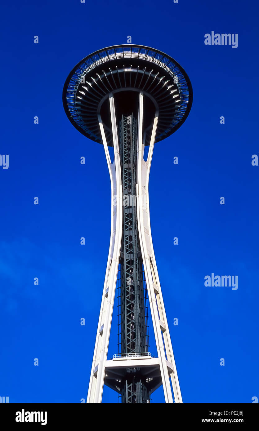 Vista della Space Needle a Seattle, Washington, Stati Uniti d'America Foto Stock