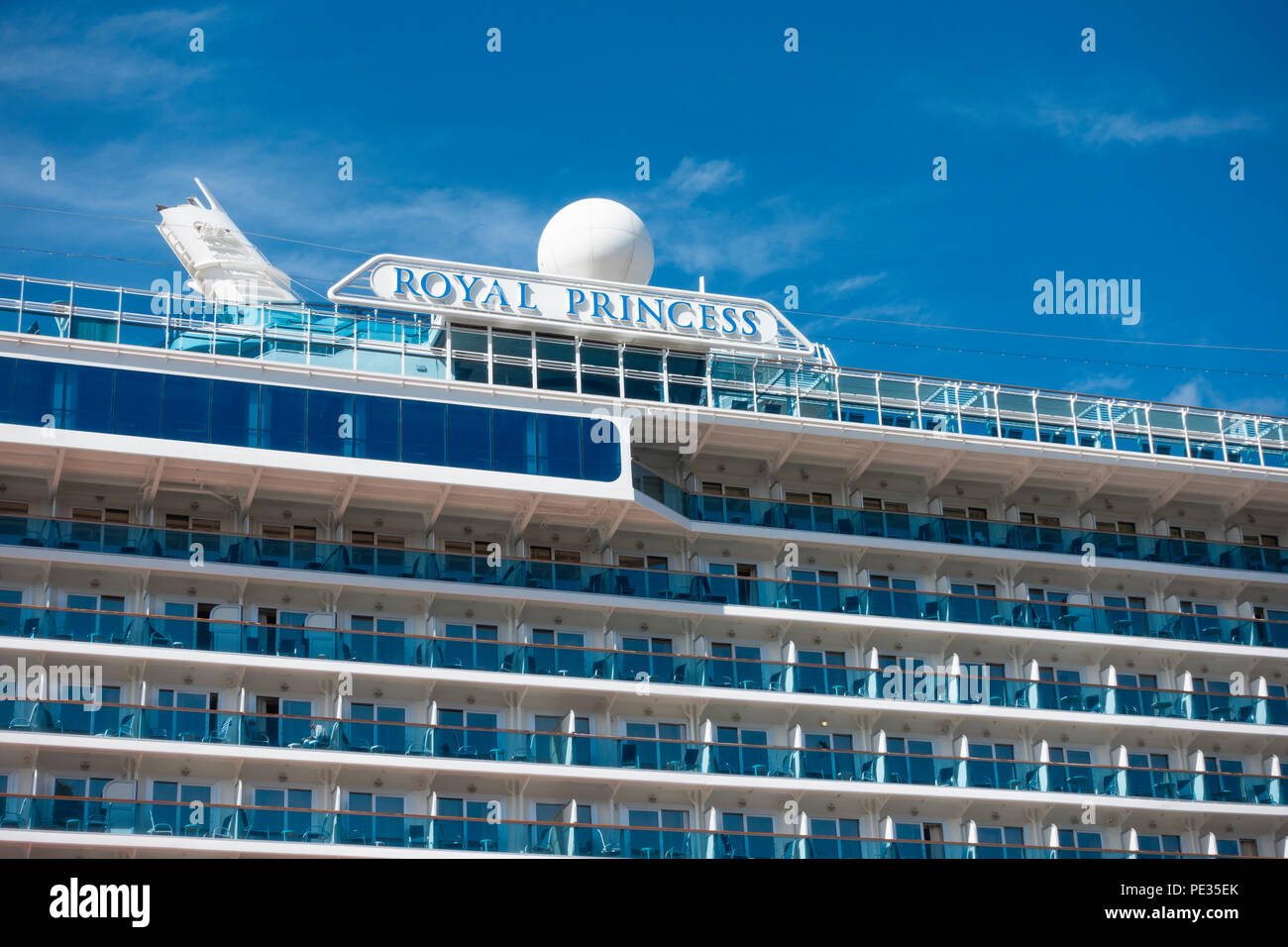 Royal Princess Cruise nave ormeggiata a Liverpool Foto Stock