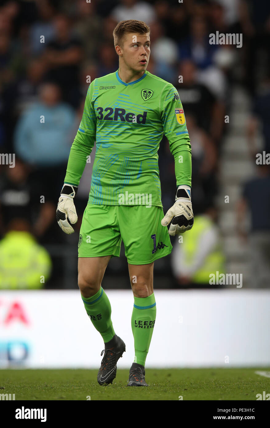 Leeds United Portiere Bailey Peacock- Farrell durante il cielo di scommessa match del campionato contro il Leeds United al Pride Park, Derby Foto Stock