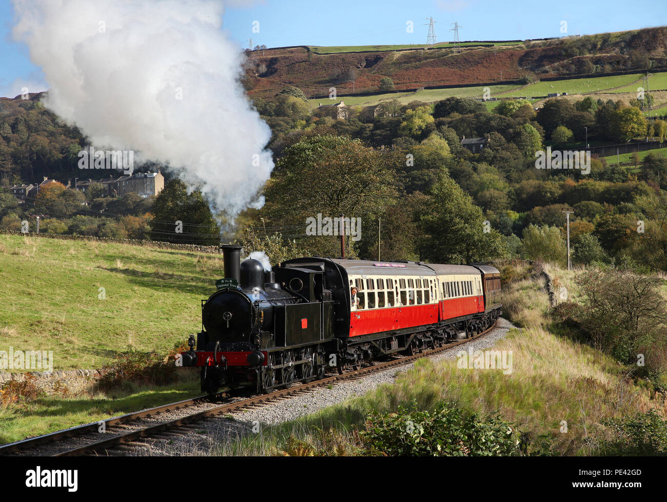 Serbatoio di carbone 1054 capi fino a Oakworth su 10.10.14 Foto Stock