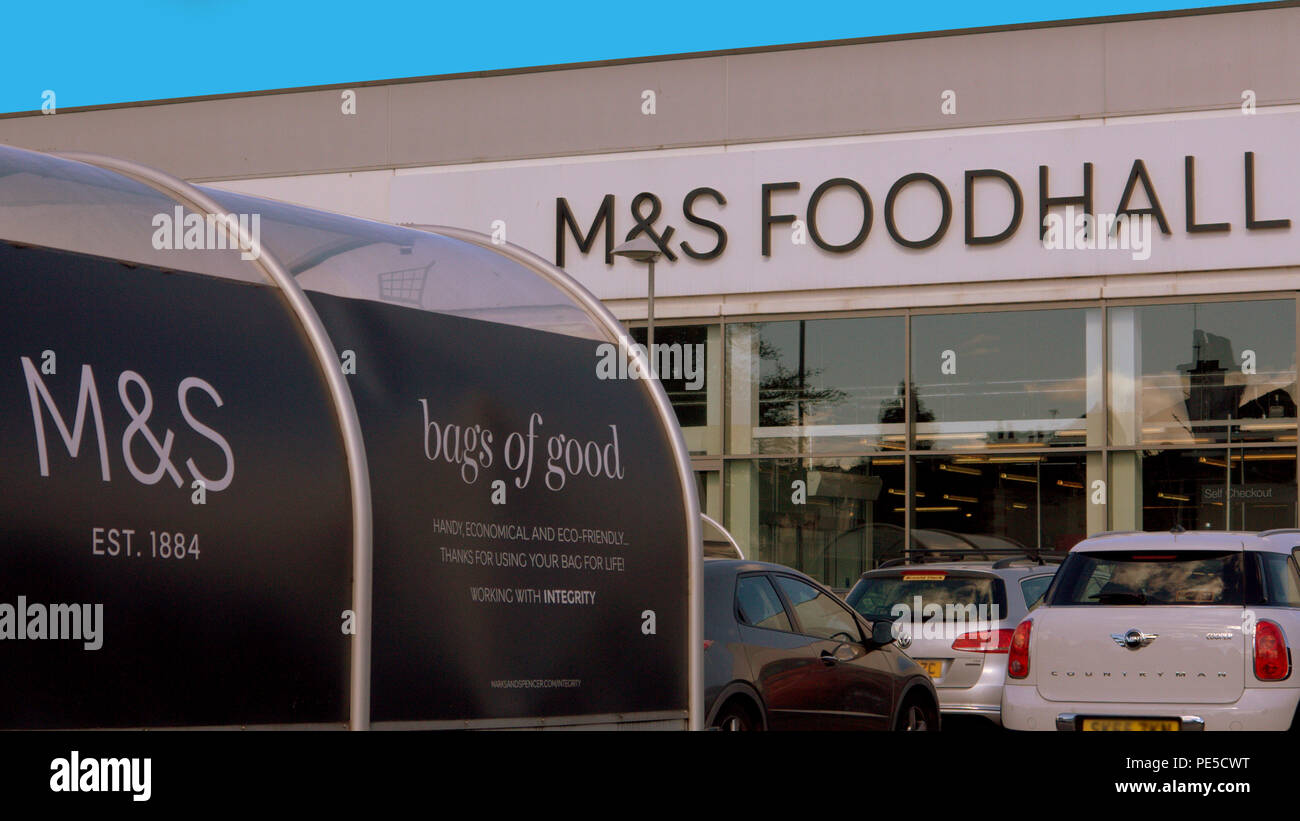 Indicazioni M&S Anniesland semplicemente cibo M&S Great Western Rd, Glasgow G13 2TH Foto Stock Indicazioni M&S Anniesland semplicemente cibo M&S Great Western Rd, Glasgow G13 2TH Foto Stock
