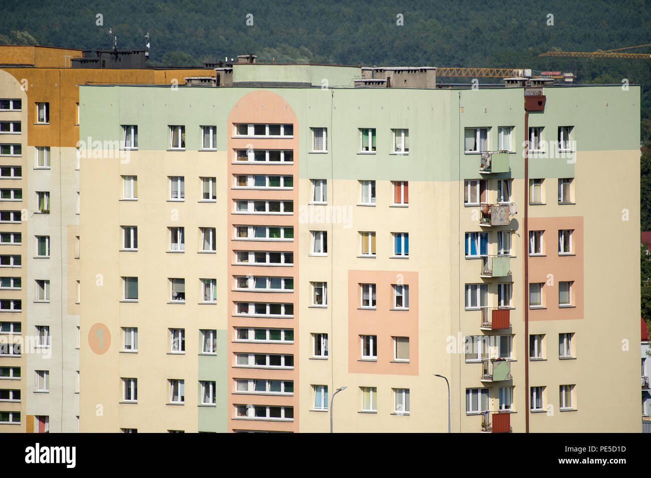 Era comunista edifici di appartamenti in Rumia, Polonia. 8 agosto 2018 © Wojciech Strozyk / Alamy Stock Photo Foto Stock