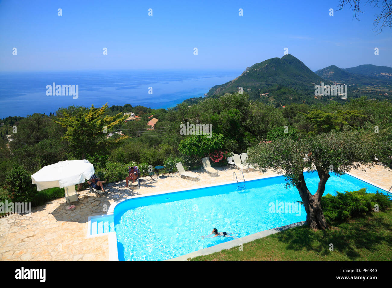 Terrazza dell Hotel Levante, Kaiser Throne, Pelekas, Corfù, Grecia, Europa Foto Stock