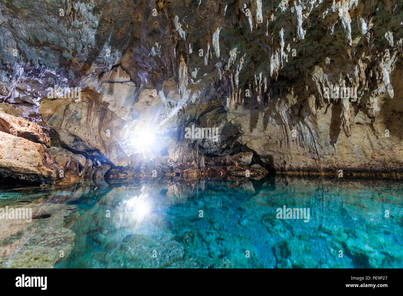 All'interno della grotta Hinagdanan in Bohol, Filippine Foto Stock