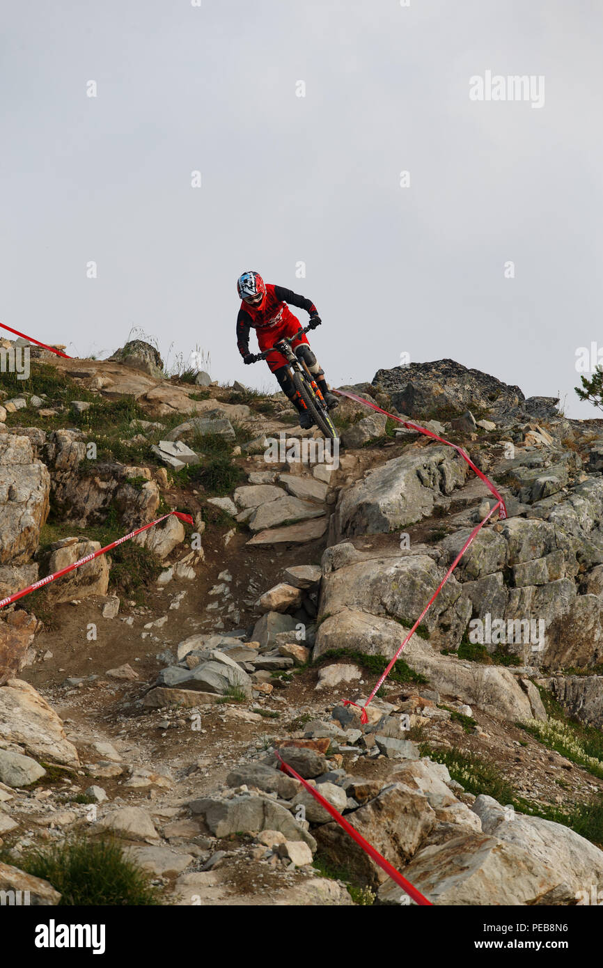 Whistler, Canada. Il 15 agosto 2018. Whistler, British Columbia, Canada. 12 Agosto, 2018. Eddie Masters (NZL) racing per il terzo posto nel pro uomini divisione a agosto 12, 2018 Enduro World Series Camelbak Canadian Open Enduro presentato dalla manifestazione specializzata in Whistler, British Columbia, Canada. Credito: Ironstring/Alamy Live News Credito: Ironstring/Alamy Live News Foto Stock