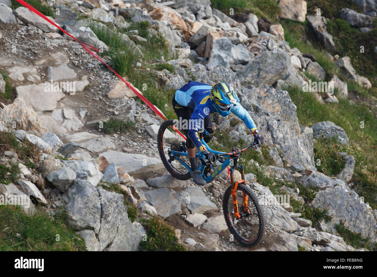 Whistler, Canada. Il 15 agosto 2018. Whistler, British Columbia, Canada. 12 Agosto, 2018. Martin Maes (BEL) GT Factory Racing Team Racing al primo posto nel pro uomini divisione a agosto 12, 2018 Enduro World Series Camelbak Canadian Open Enduro presentato dalla manifestazione specializzata in Whistler, British Columbia, Canada. Credito: Ironstring/Alamy Live News Credito: Ironstring/Alamy Live News Foto Stock