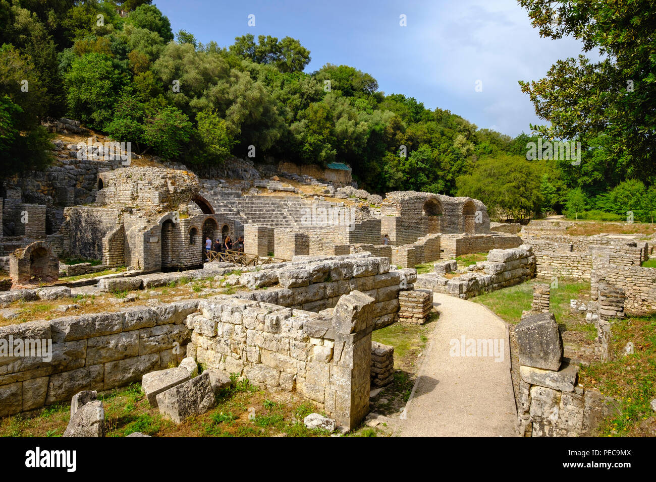 Santuario di Asclepio e il teatro, città antica Butrinto, Butrinto National Park, vicino Saranda, Qark Vlora Albania Foto Stock