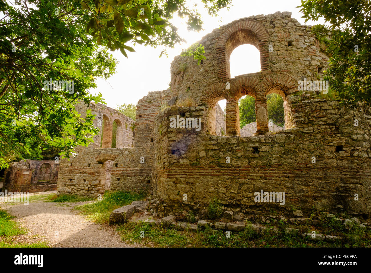 Grande basilica, città antica Butrinto, Parco Nazionale di Butrinto, a Saranda, Qark Vlora Albania Foto Stock