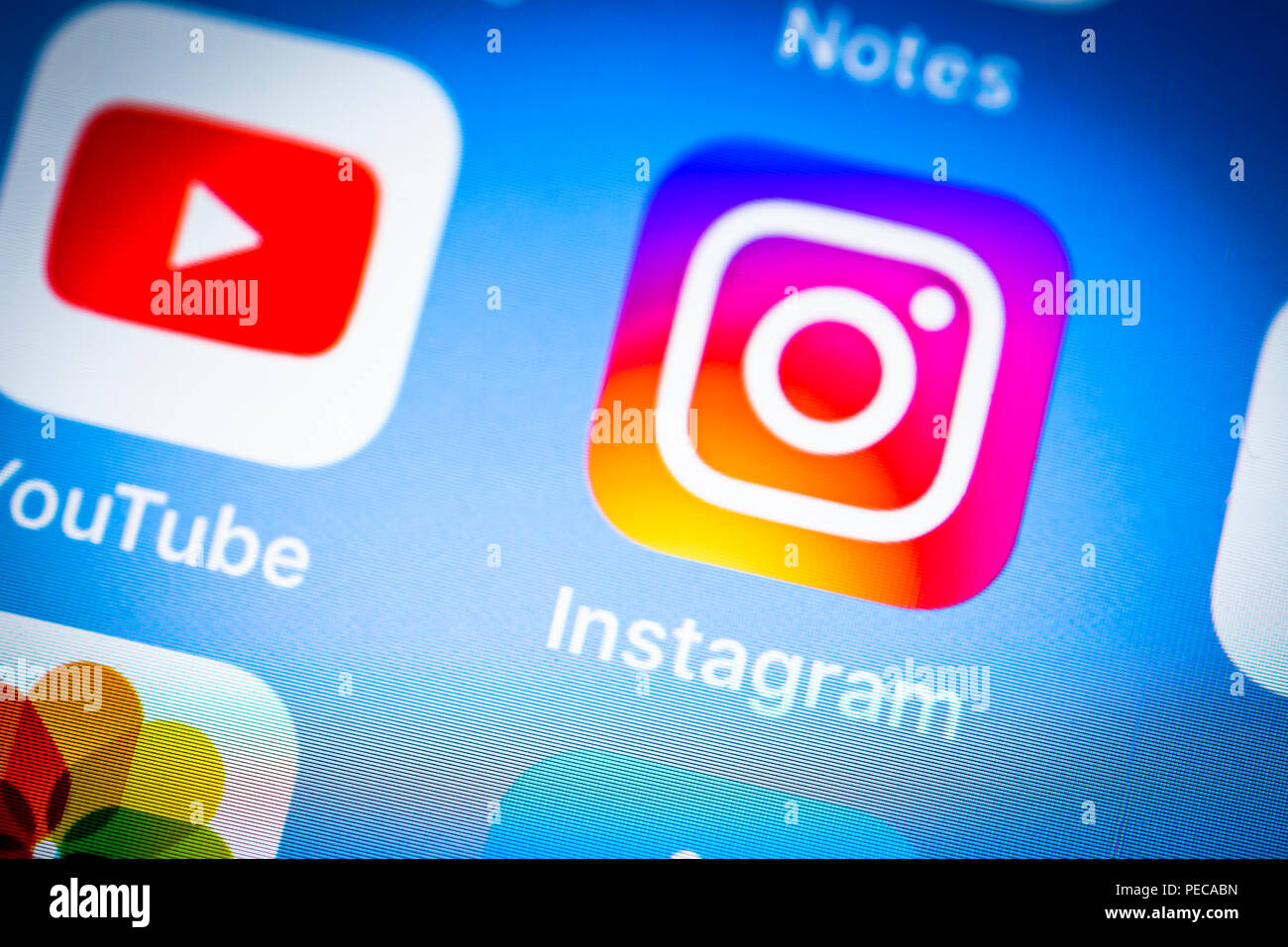 Instagram Icona app su iPhone, iOS, social network, lo schermo dello smartphone, display close-up, dettaglio, Germania Foto Stock