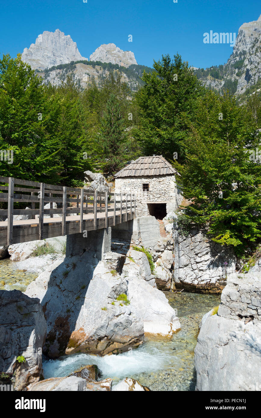 Mill, Valbona river, Valbona valle, alpi albanesi, Albania Foto Stock