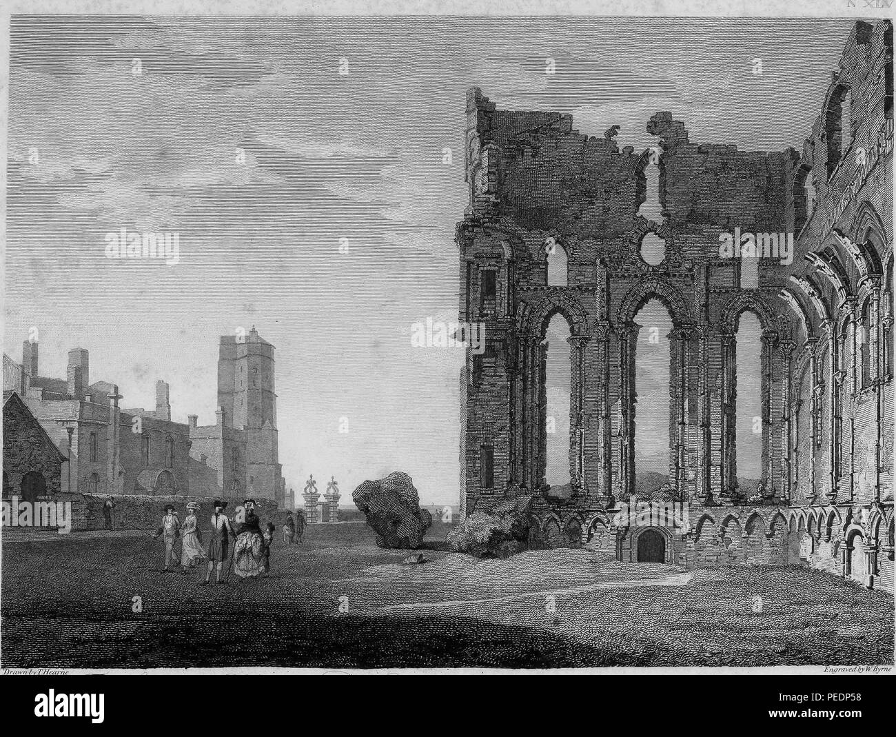 Stampa in bianco e nero che mostra una vista dei rovinato, medievale "priorato di Tynemouth' o monastero, situato sulla penna Bal roccioso, guardando oltre il molo di Tynemouth in Northumbria, Inghilterra, con diverse persone nel diciottesimo secolo abbigliamento a sinistra e una struttura più grande della distanza, inciso da William Byrne dopo un disegno da Hearne T, 1825. La cortesia Internet Archive. () Foto Stock