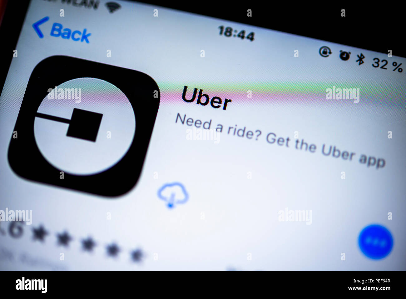 Uber app, taxi e ridesharing app, nell'app Apple Store, App, display, iPhone, iOS, smartphone, close-up, Germania Foto Stock