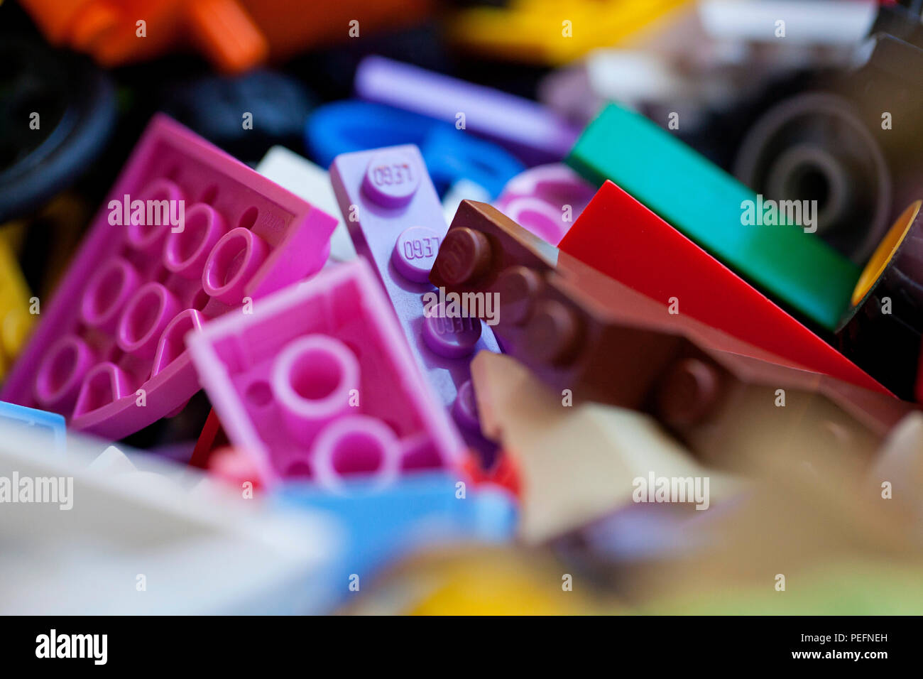 Close up di plastica pezzi di lego Foto Stock